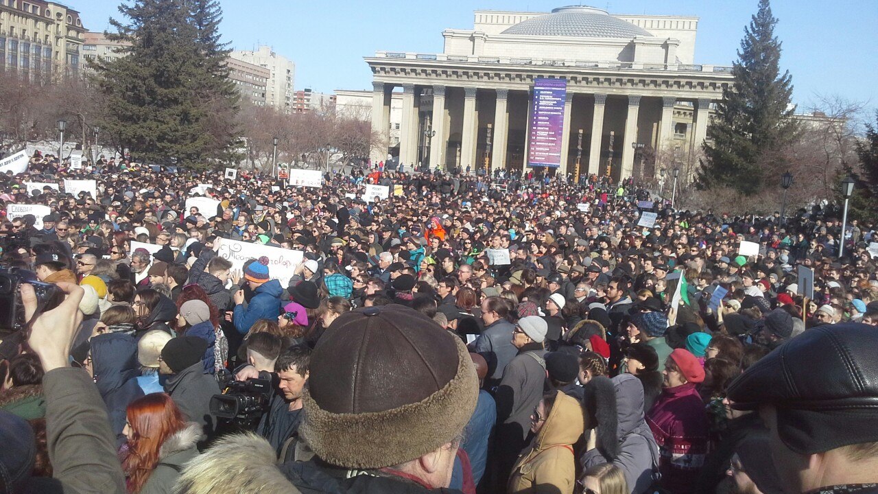 В Новосибирске прошел митинг «За свободу творчества»